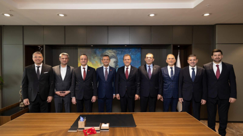 CHP Genel Başkanı Özgür Özel, Başkan Seçer’i Ziyaret Etti